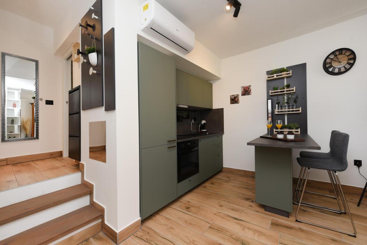 Feel Good Apartment & Studio Zadar Bagian luar foto