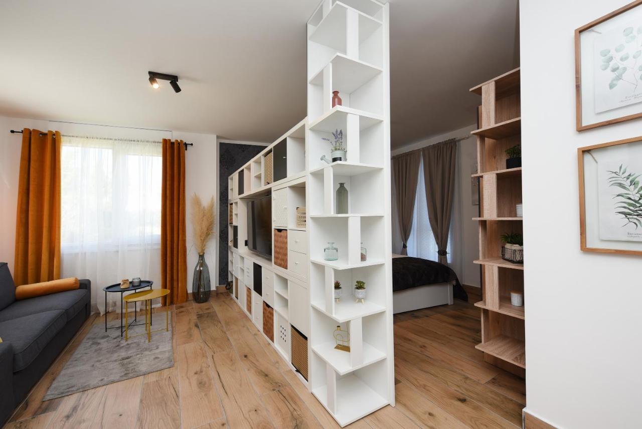 Feel Good Apartment & Studio Zadar Bagian luar foto