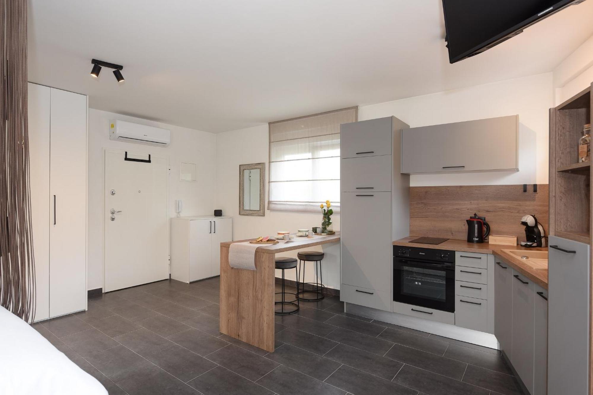 Feel Good Apartment & Studio Zadar Bagian luar foto