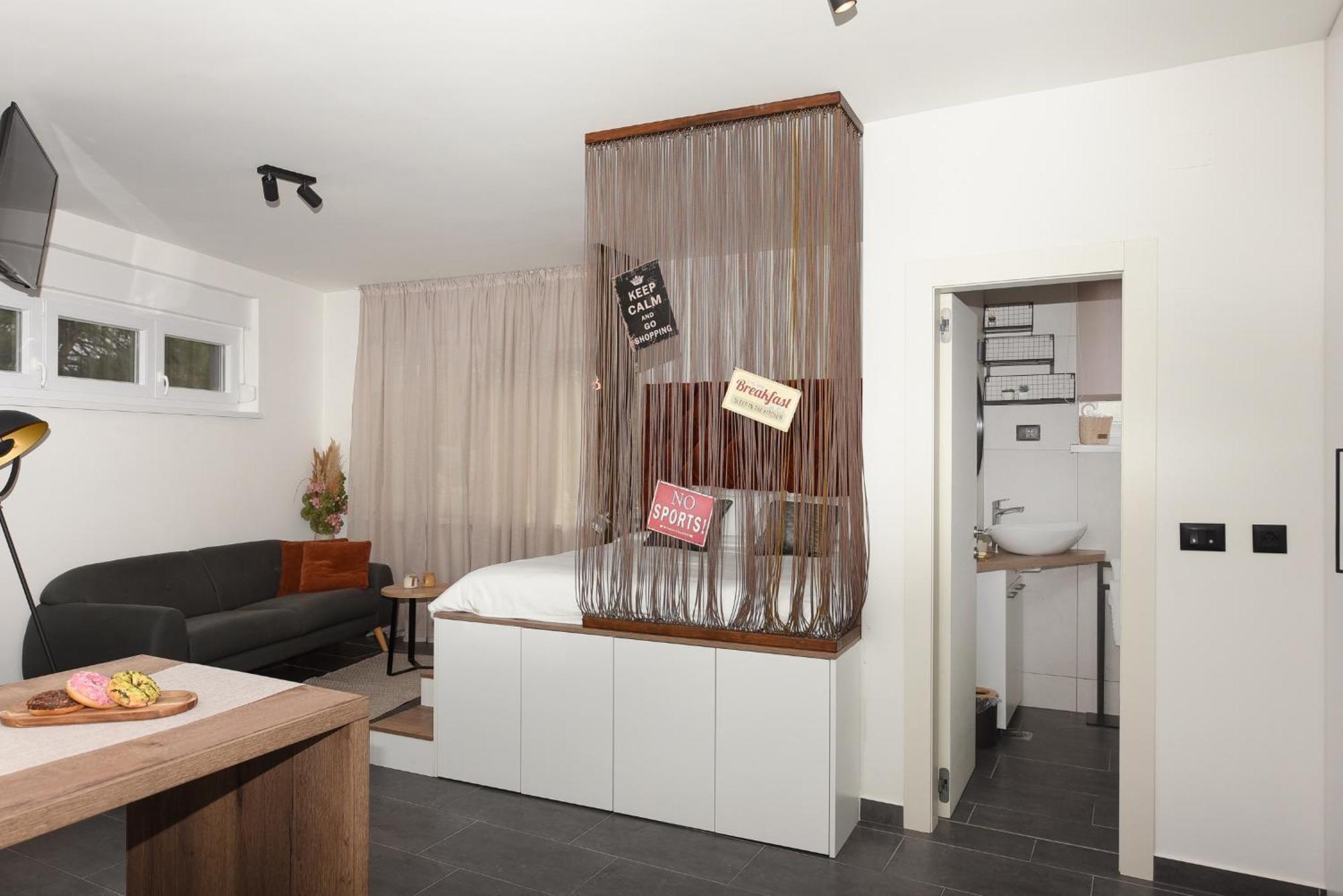 Feel Good Apartment & Studio Zadar Bagian luar foto